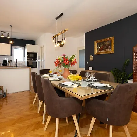 Stjepana Ivicevica I ماكارسكا