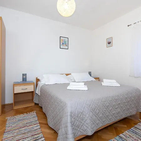 Stjepana Ivicevica I * ماكارسكا