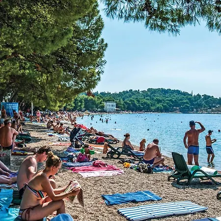 بيت للعطل Stjepana Ivicevica I *