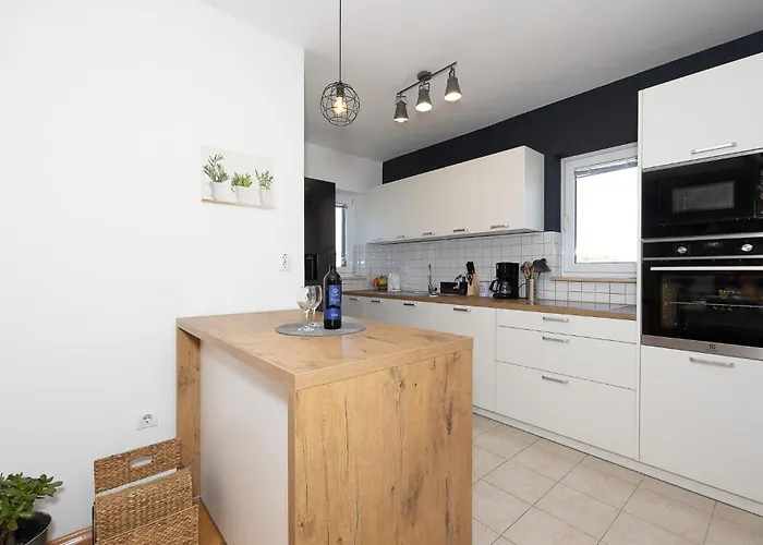 Stjepana Ivicevica I Semesterbostad *